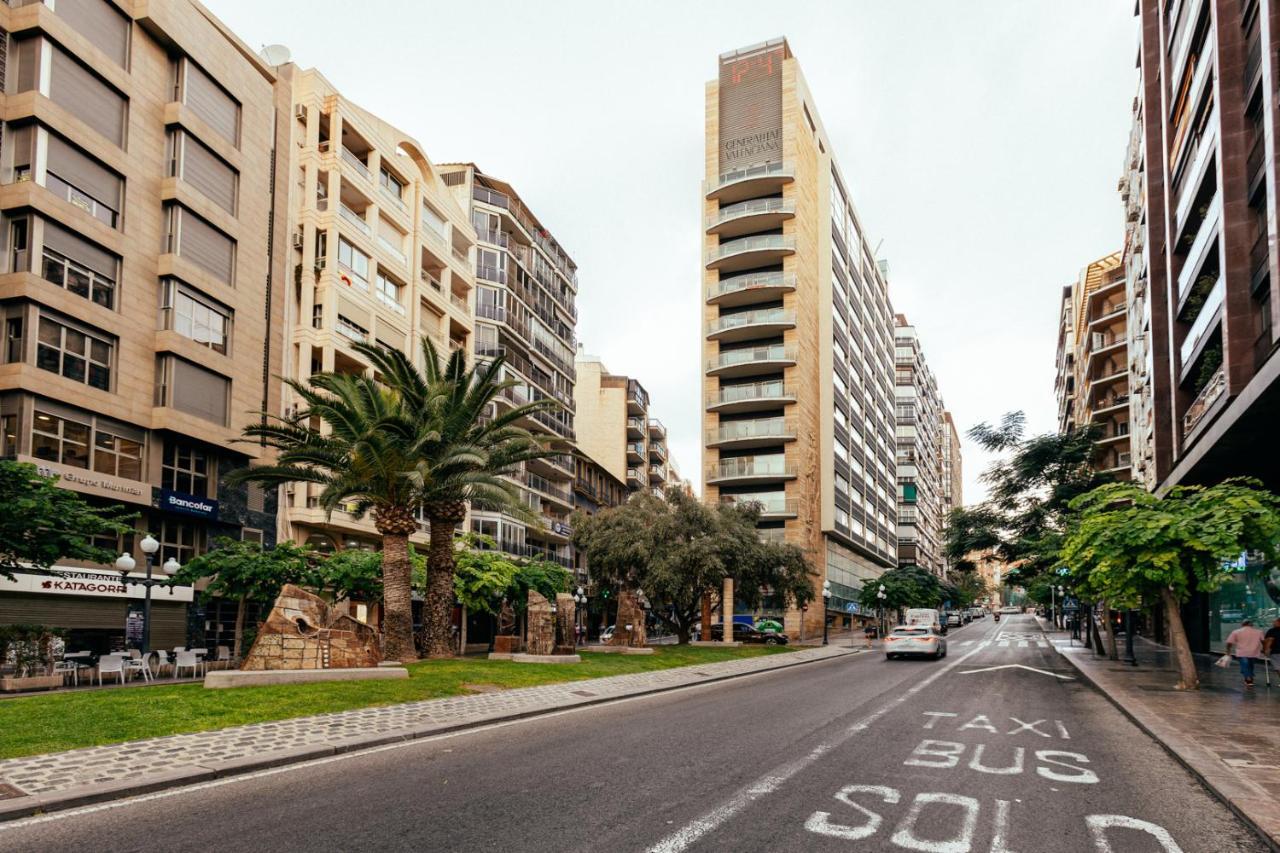 Rambla 43 Apartment อาลิกันเต ภายนอก รูปภาพ